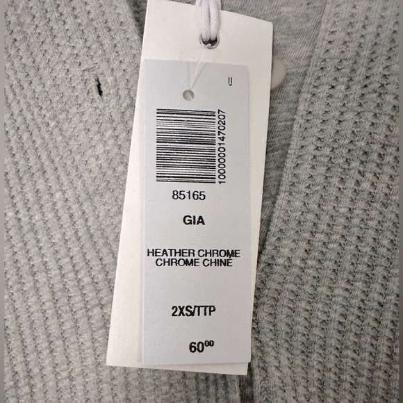 Aritzia Denim Forum Henley - Picture 3 of 3